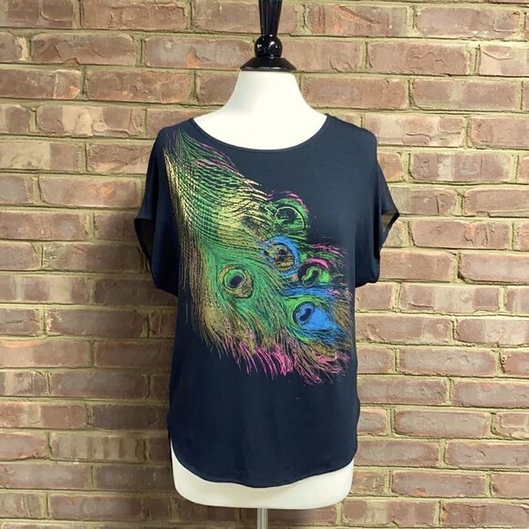 Bebe Black Peacock Feather Short Sleeve Top - Picture 2 of 7